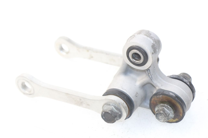 photo de BIELLETTE AMORTISSEUR HYOSUNG COMET GTR 125 (2007 - 2014) - Gros plan technique