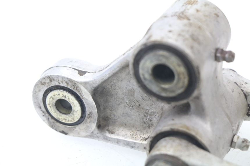 photo de BIELLETTE AMORTISSEUR HONDA CR 125 (2000 - 2001) - État de surface