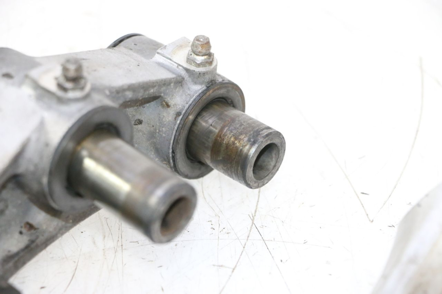photo de BIELLETTE AMORTISSEUR KAWASAKI GPX F ZX750F 750 (1986 - 1990) - Détails caractéristiques