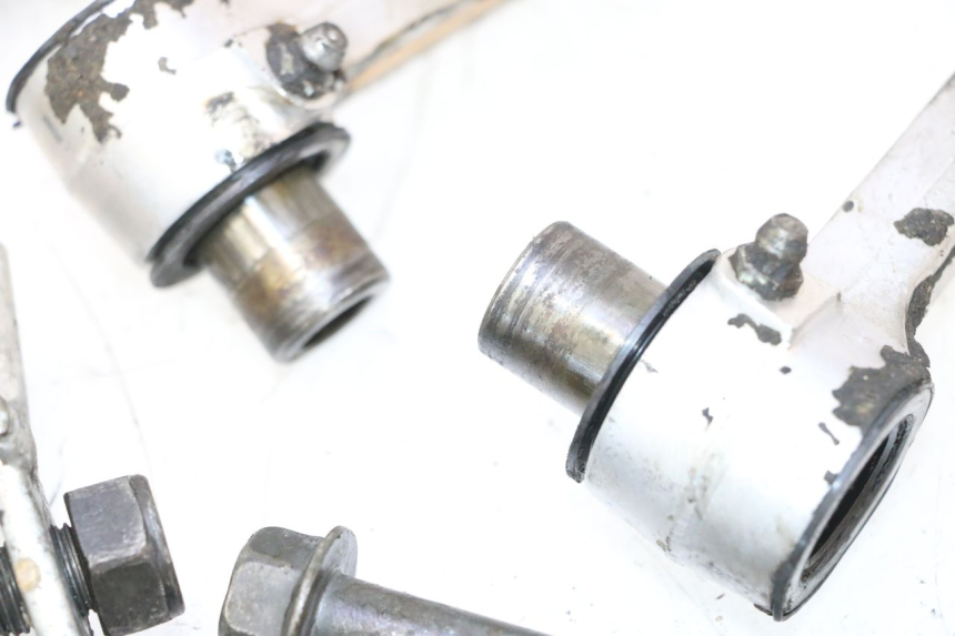 photo de BIELLETTE AMORTISSEUR KAWASAKI GPX F ZX750F 750 (1986 - 1990) - Inspection visuelle