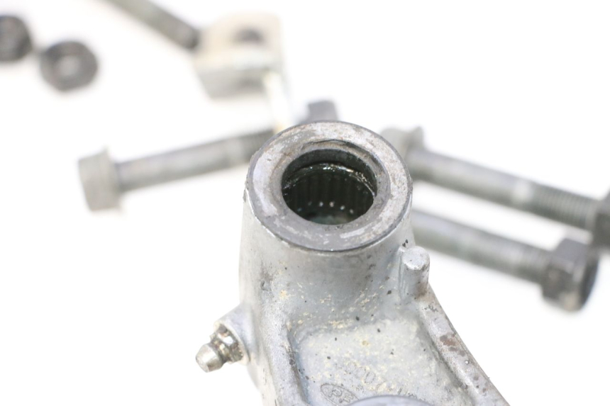 photo de BIELLETTE AMORTISSEUR KAWASAKI GPX F ZX750F 750 (1986 - 1990) - Vue d’ensemble