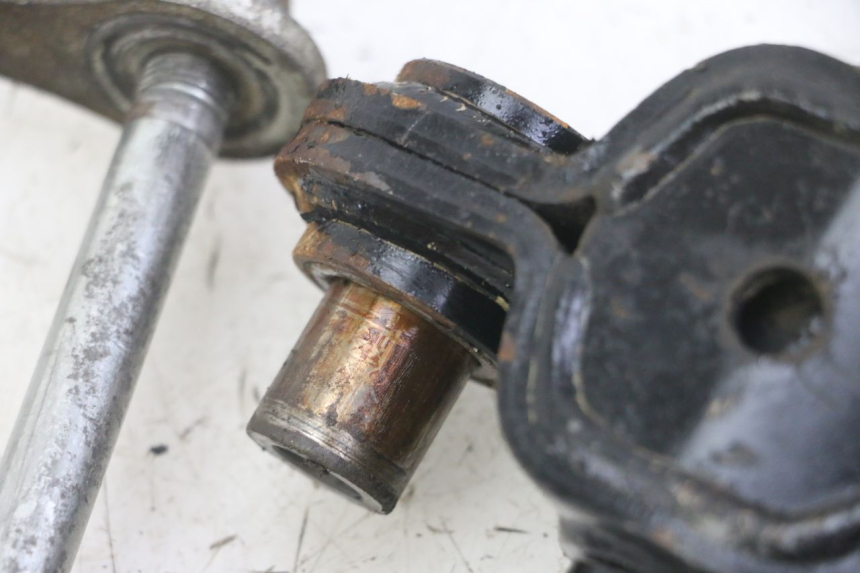photo de BIELLETTE AMORTISSEUR SUZUKI GS GSE 500 (2001 - 2003) - État de surface