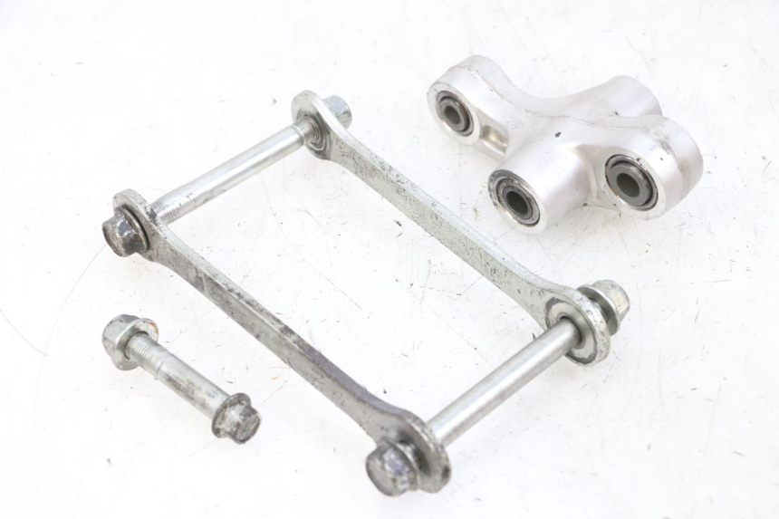 photo de BIELLETTE AMORTISSEUR SUZUKI GSF N BANDIT 600 (1996 - 1999) - Vue principale