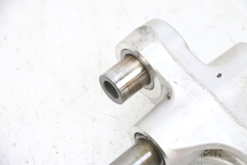 photo de BIELLETTE AMORTISSEUR SUZUKI GSF N BANDIT 600 (1996 - 1999) - Points de fixation