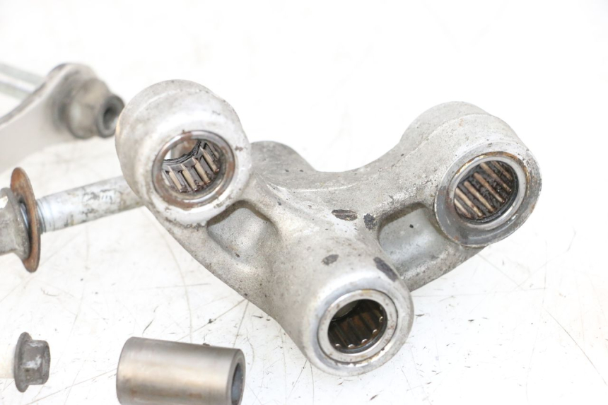 photo de BIELLETTE AMORTISSEUR SUZUKI GSXR GSX-R 1000 (2003 - 2004) - Vue d’ensemble