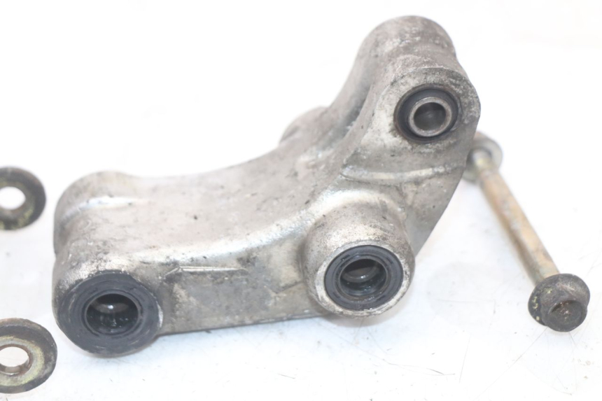 photo de BIELLETTE AMORTISSEUR HONDA CBR F 1000 (1993 - 1996) - Zoom composants