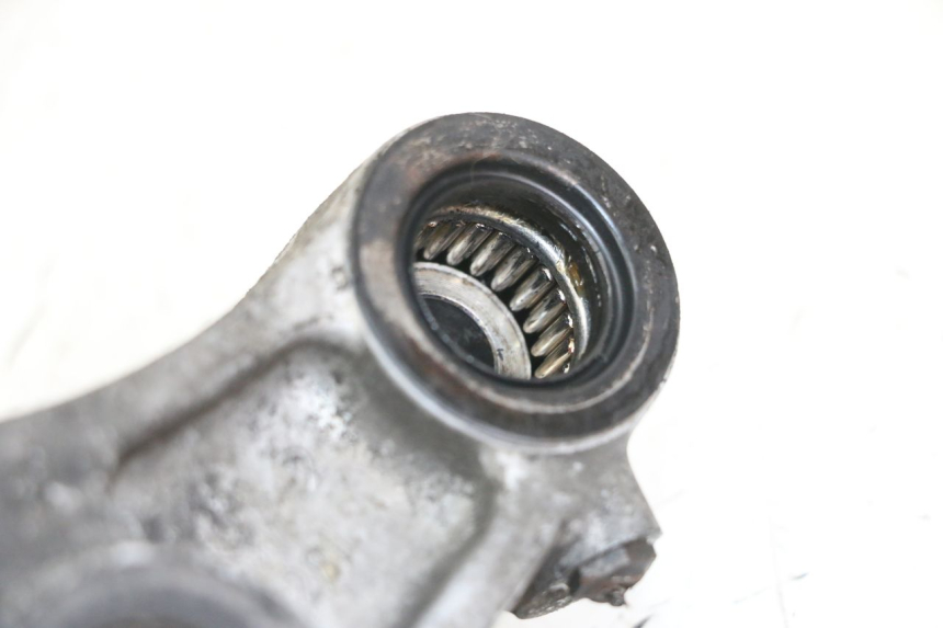 photo de BIELLETTE AMORTISSEUR KAWASAKI ZR7 ZR-7 S 750 (1999 - 2004) - Gros plan technique