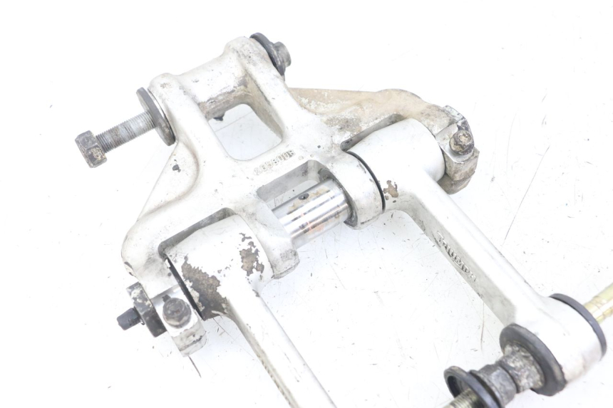 photo de BIELLETTE AMORTISSEUR TRIUMPH SPEED TRIPLE T301 900 (1994 - 1996) - Détail de la pièce