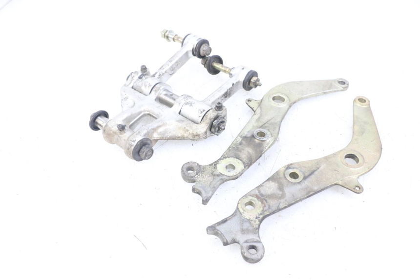 photo de BIELLETTE AMORTISSEUR TRIUMPH SPEED TRIPLE T301 900 (1994 - 1996) - Photo complémentaire