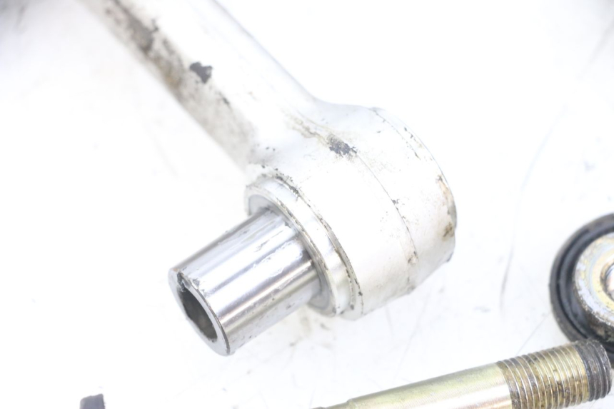 photo de BIELLETTE AMORTISSEUR TRIUMPH SPEED TRIPLE T301 900 (1994 - 1996) - Pièce contrôlée