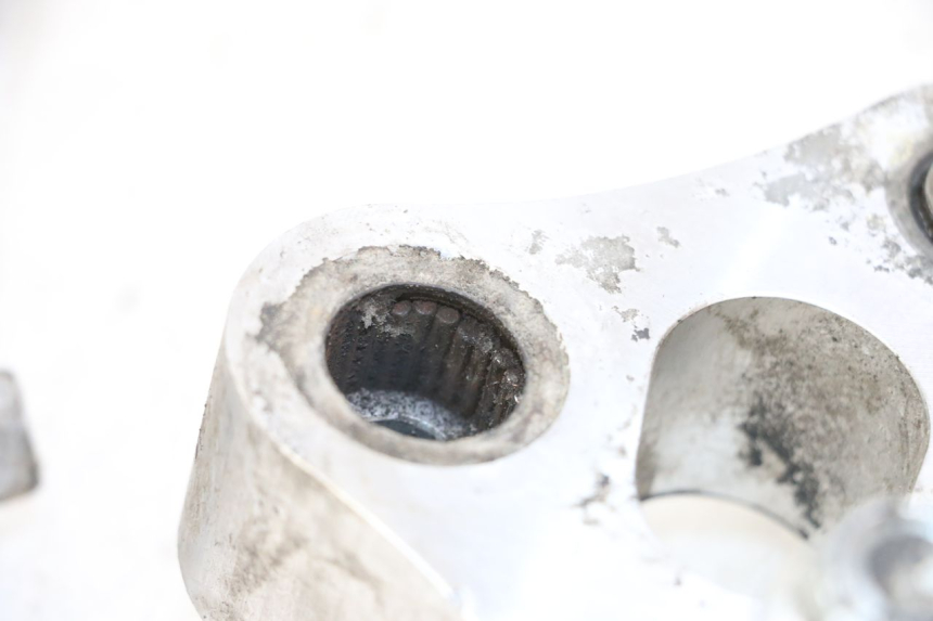 photo de BIELLETTE AMORTISSEUR SUZUKI GSR 750 (2011 - 2017) - Autre angle de vue