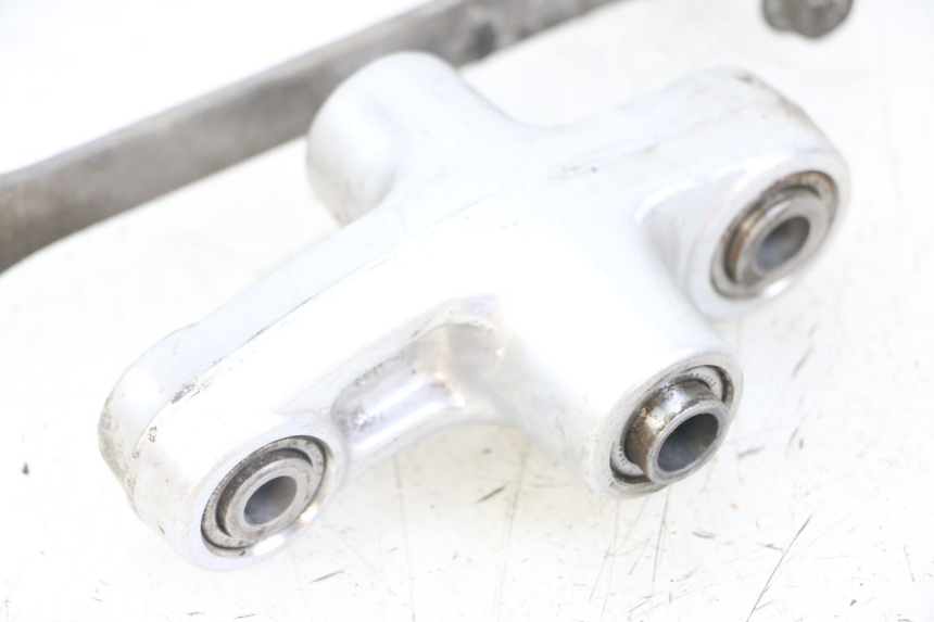 photo de BIELLETTE AMORTISSEUR SUZUKI GSX F GSXF 650 (2007 - 2015) - Détails caractéristiques