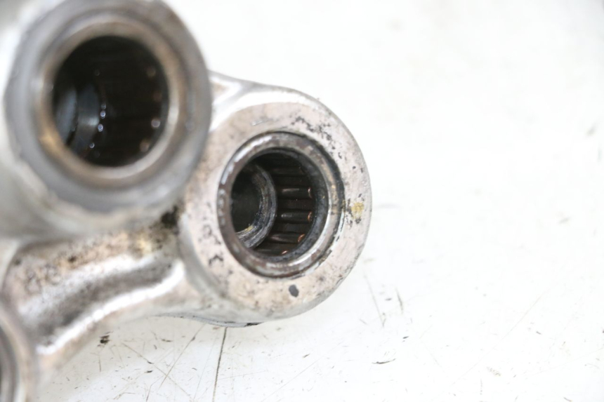 photo de BIELLETTE AMORTISSEUR SUZUKI SV S 650 (1999 - 2002) - Autre angle de vue