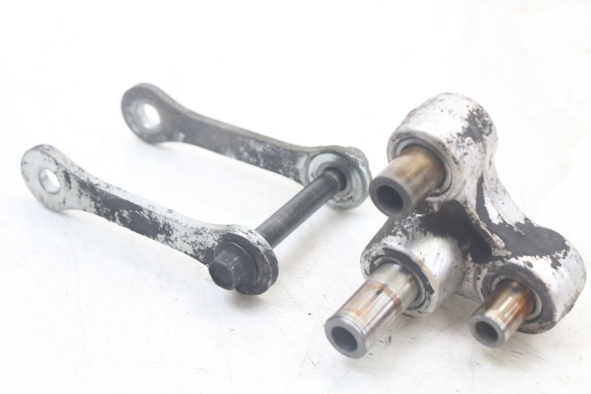 photo de BIELLETTE AMORTISSEUR SUZUKI SV N 650 (1999 - 2002) - Vue principale