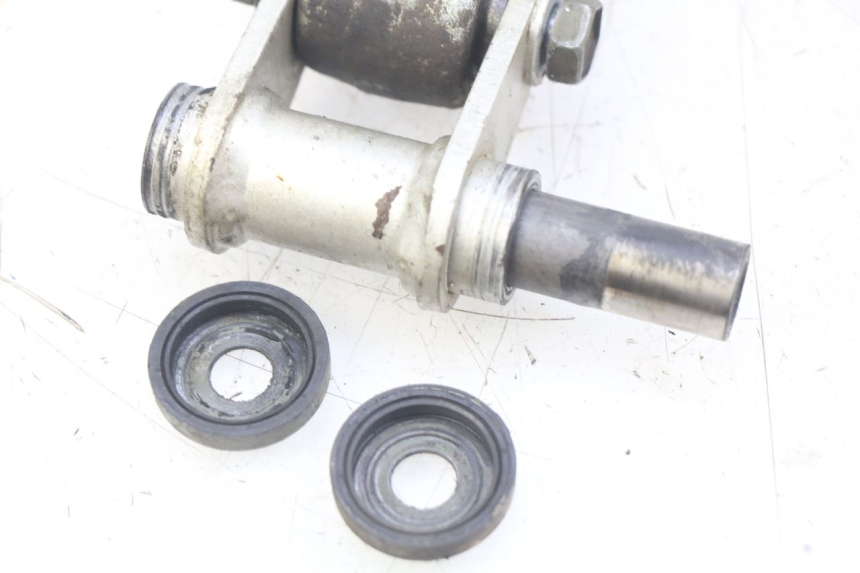 photo de BIELLETTE AMORTISSEUR YAMAHA TTR 125 (2000 - 2020) - Vue d’ensemble