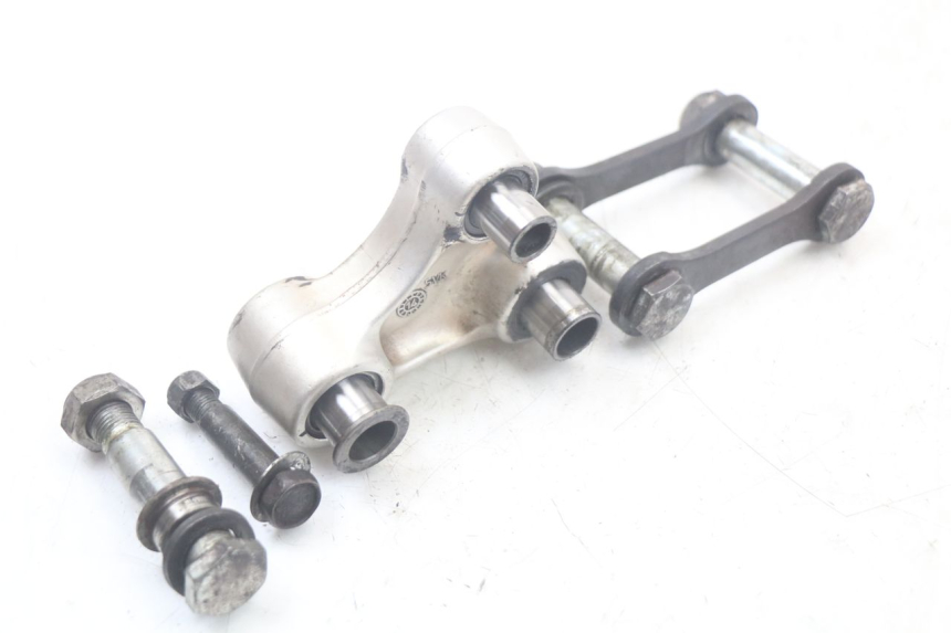 photo de BIELLETTE AMORTISSEUR YAMAHA XT X 660 (2004 - 2016) - Gros plan technique