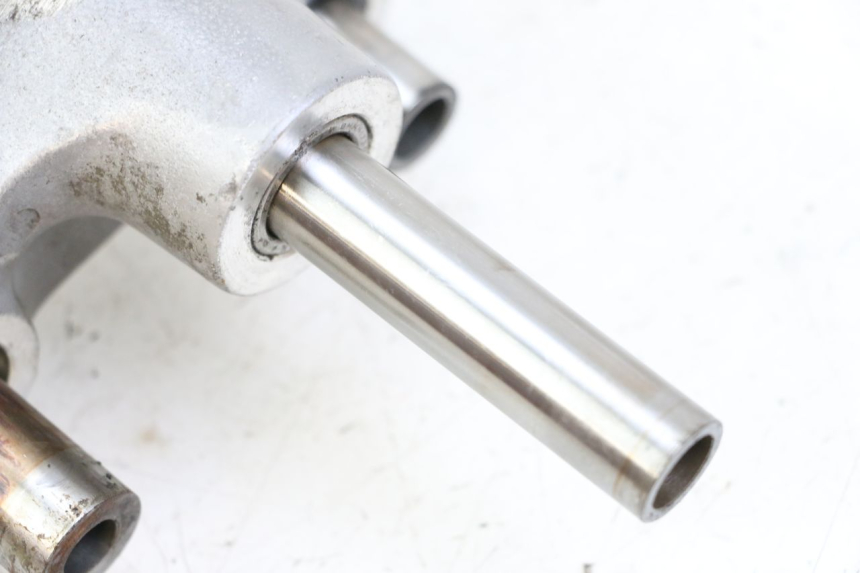 photo de BIELLETTE AMORTISSEUR YAMAHA FZS FAZER 600 (2001 - 2003) - Vue d’ensemble