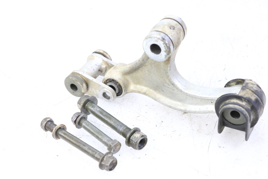 photo de BIELLETTE AMORTISSEUR YAMAHA TTR 125 (2000 - 2020) - Détails caractéristiques