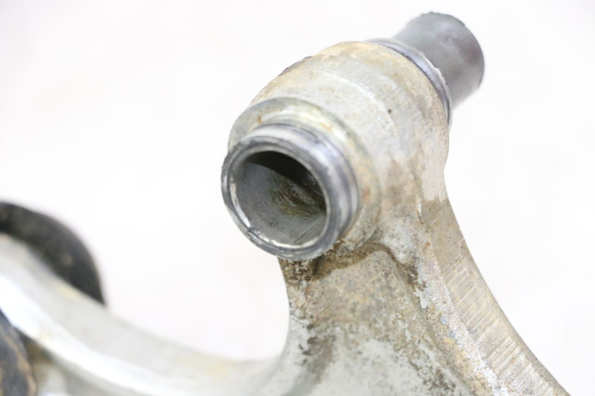 photo de BIELLETTE AMORTISSEUR YAMAHA TTR 125 (2000 - 2020) - Points de fixation