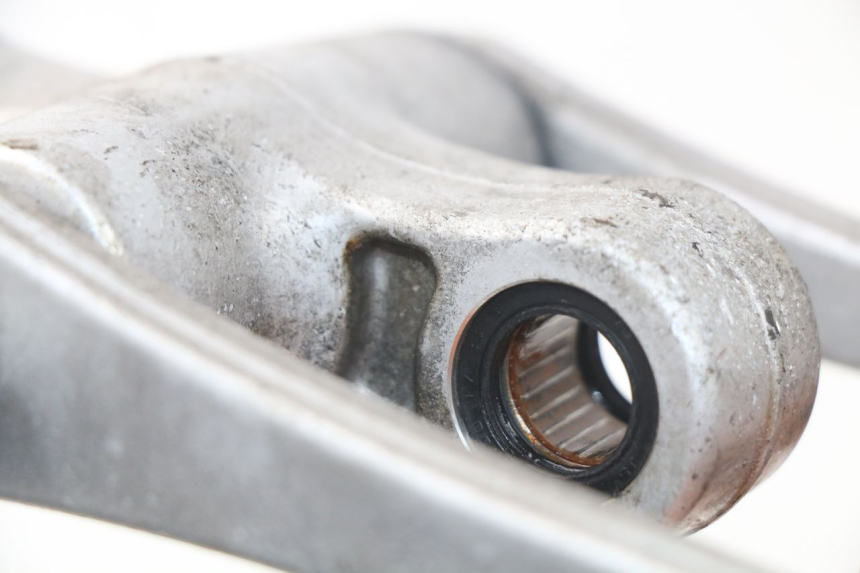 photo de BIELLETTE AMORTISSEUR YAMAHA YP T-MAX TMAX 530 (2017 - 2020) - Gros plan technique