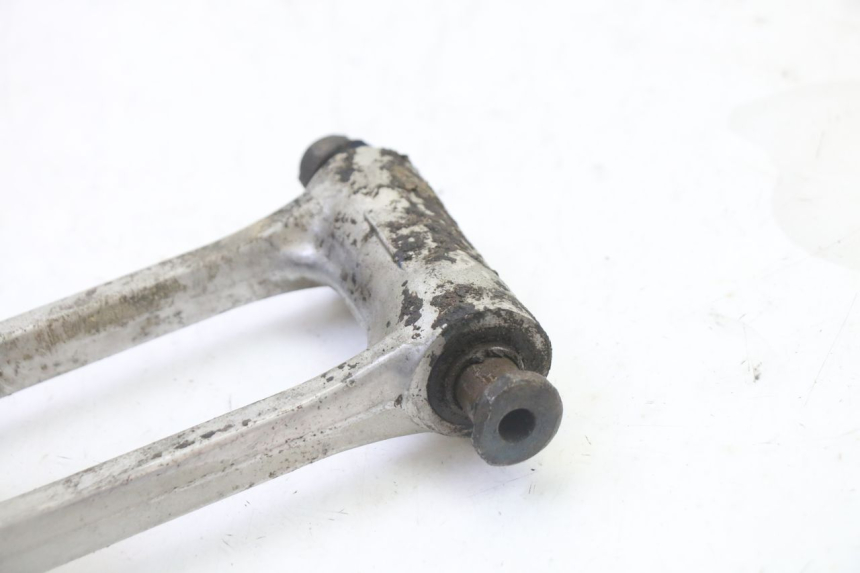 photo de BIELLETTE AMORTISSEUR YAMAHA YZ 125 (1998 - 2005) - Zoom état d’usage