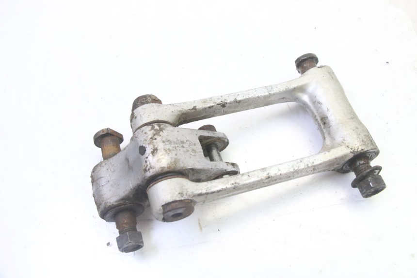 photo de BIELLETTE AMORTISSEUR YAMAHA YZ 125 (1998 - 2005) - Points de fixation