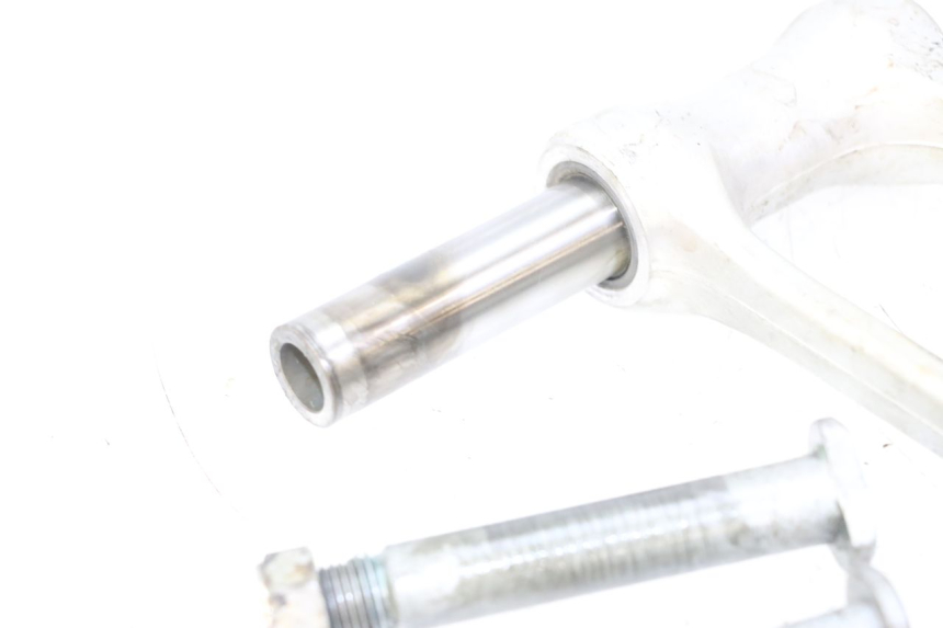 photo de BIELLETTE AMORTISSEUR YAMAHA YZF YZ-F 450 (2014 - 2016) - Points de fixation