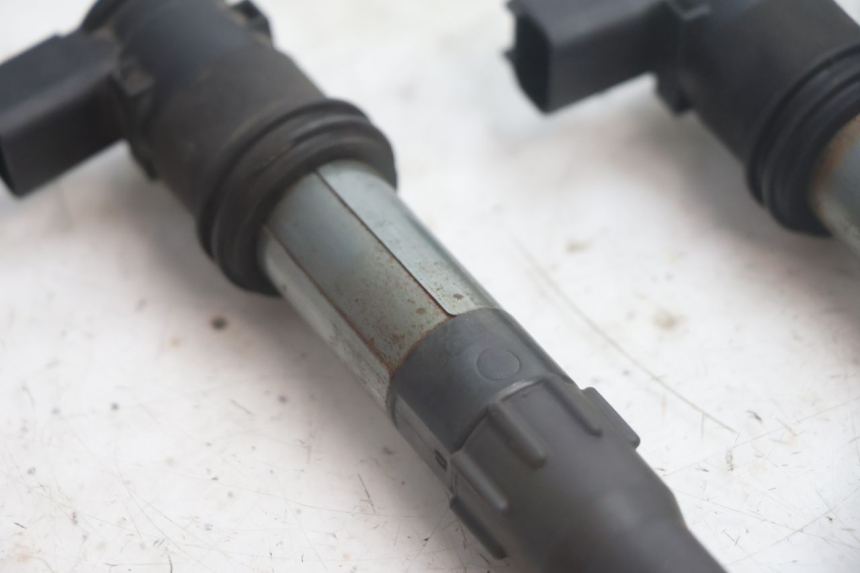 photo de BOBINE SUZUKI BURGMAN EXECUTIVE ABS 650 (2006 - 2012) - État de surface
