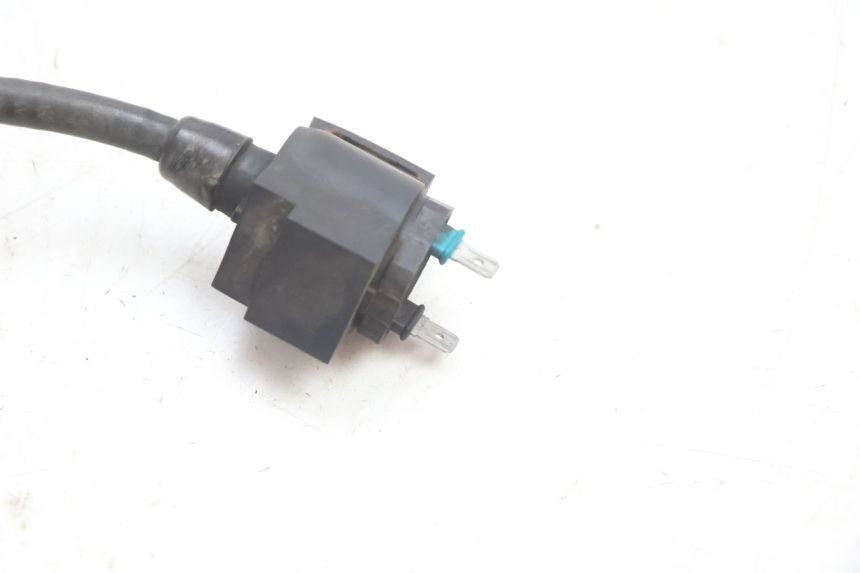 photo de BOBINE HONDA CB TWO FIFTY 250 (1991 - 2002) - Points de fixation