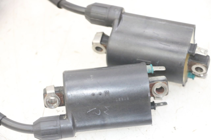 photo de BOBINE HONDA CBF 500 (2004 - 2007) - Gros plan technique