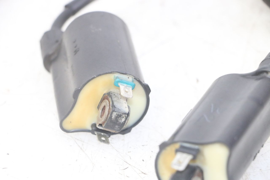 photo de BOBINE HONDA CBF 500 (2004 - 2007) - Vue d’ensemble