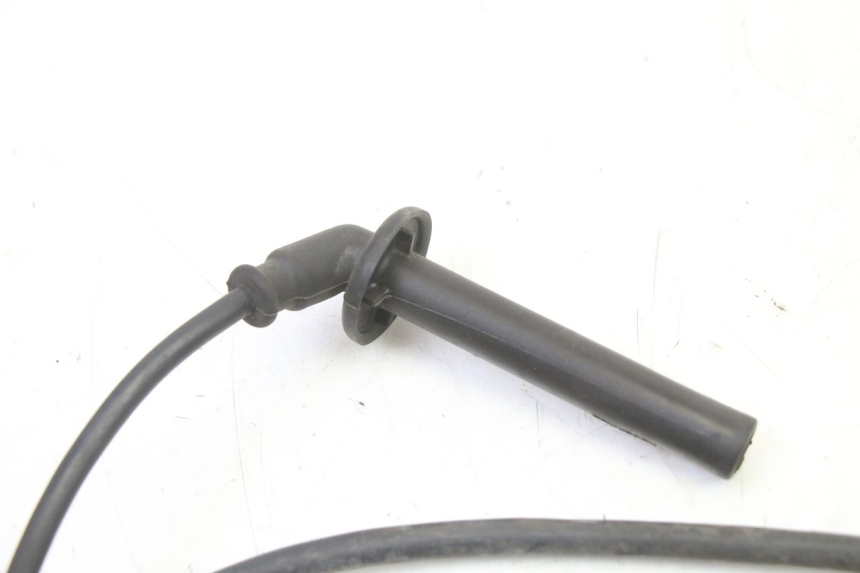 photo de BOBINE HONDA CBR RR FIREBLADE 900 (1992 - 1994) - Gros plan technique