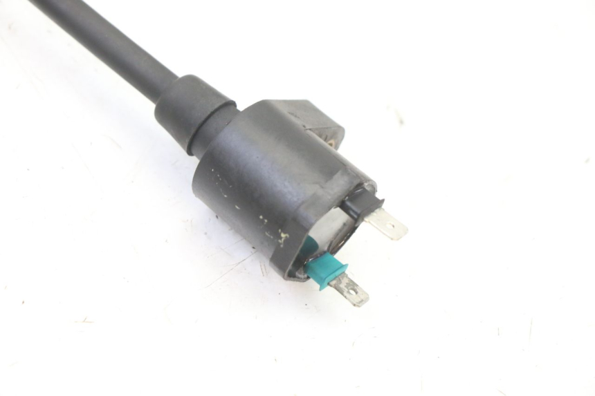 photo de BOBINE PEUGEOT ELYSEO 125 (1999 - 2004) - Points de fixation