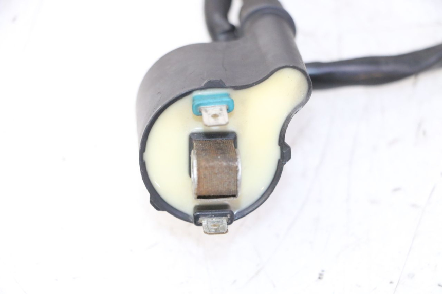 photo de BOBINE HONDA FES S-WING SWING ABS 125 (2007 - 2015) - Autre angle de vue