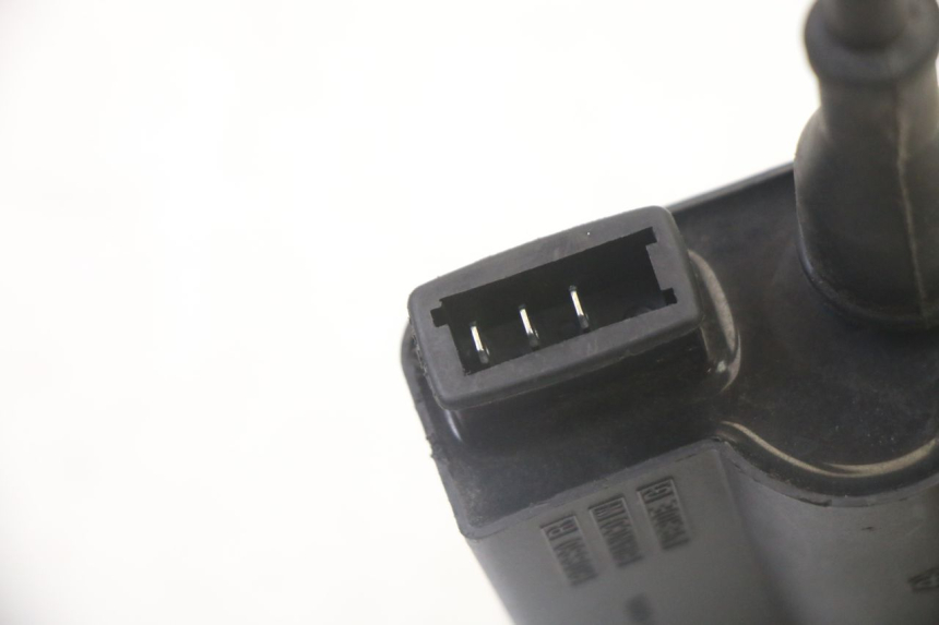 photo de BOBINE PIAGGIO FLY 2T 50 (2004 - 2017) - Points de fixation