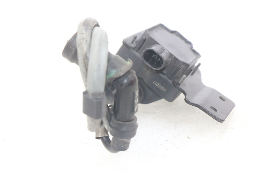 photo de BOBINE PEUGEOT GEOPOLIS 400 (2007 - 2013) - Zoom état d’usage