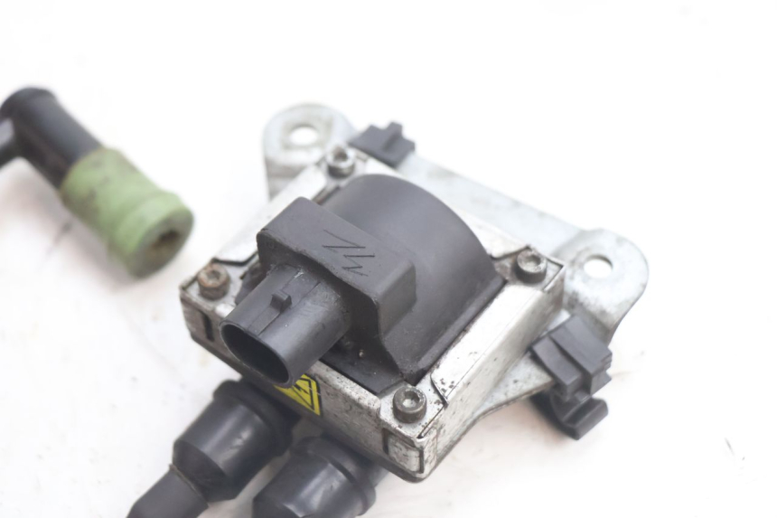 photo de BOBINE GILERA GP 800 (2007 - 2013) - Autre angle de vue
