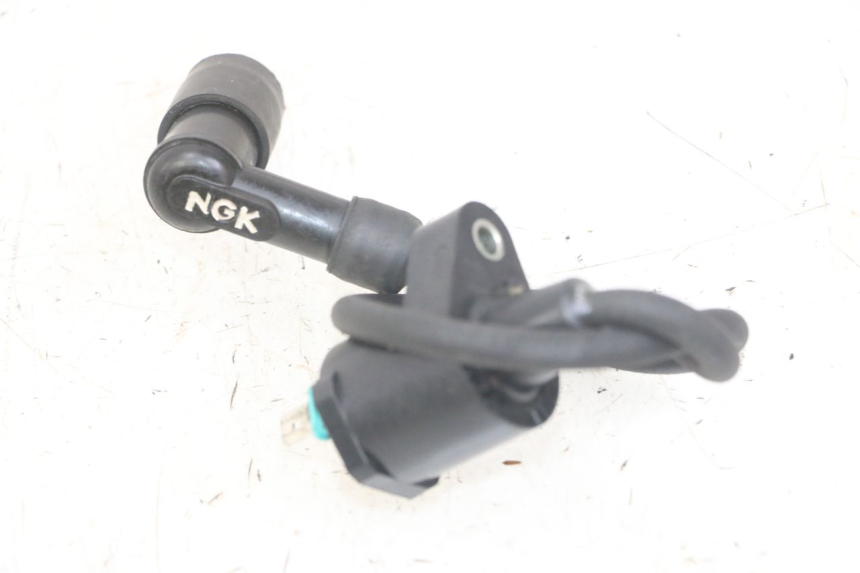 photo de BOBINE PEUGEOT JET FORCE CARBU 50 (2003 - 2016) - Autre angle de vue