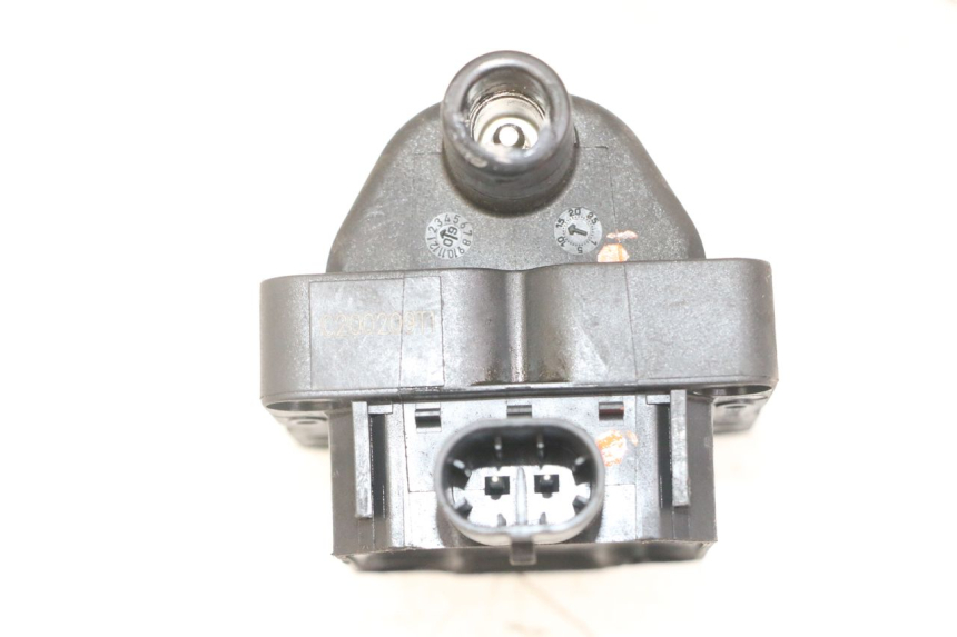 photo de BOBINE PIAGGIO MP3 LT 400 (2007 - 2012) - Autre angle de vue