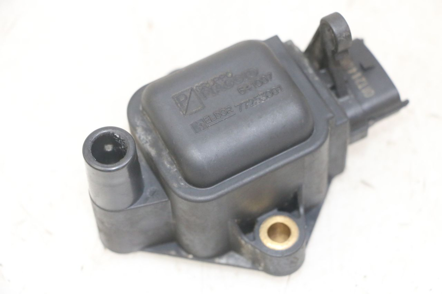 photo de BOBINE PIAGGIO MP3 LT 300 (2010 - 2016) - Gros plan technique