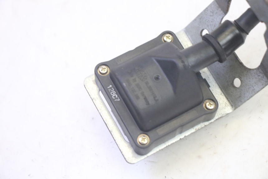 photo de BOBINE PIAGGIO MP3 LT 400 (2007 - 2012) - Détail de la pièce