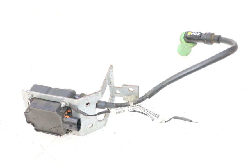 photo de BOBINE PIAGGIO MP3 LT 400 (2007 - 2012) - Détail de la pièce