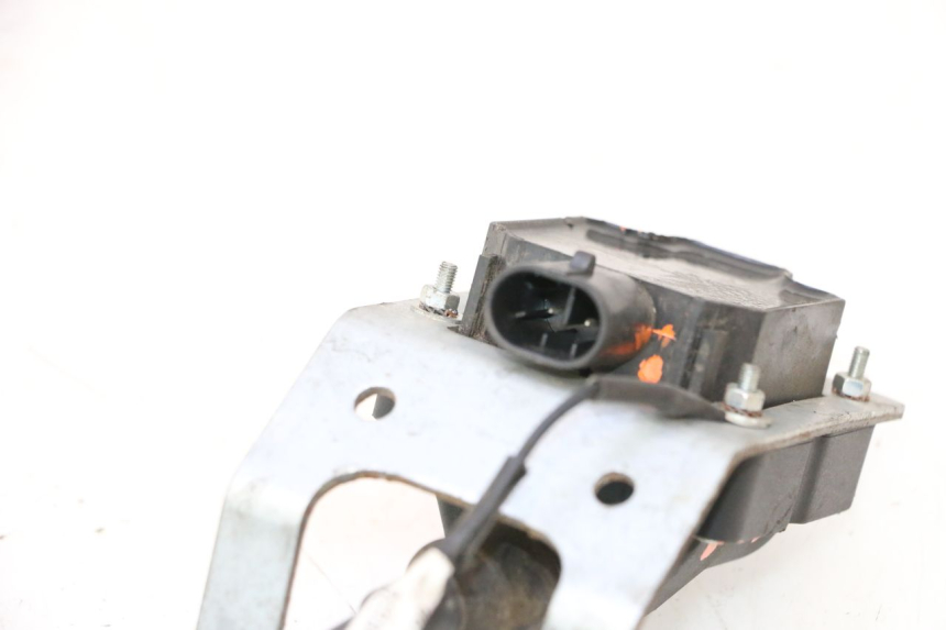 photo de BOBINE PIAGGIO MP3 LT 400 (2007 - 2012) - Autre angle de vue