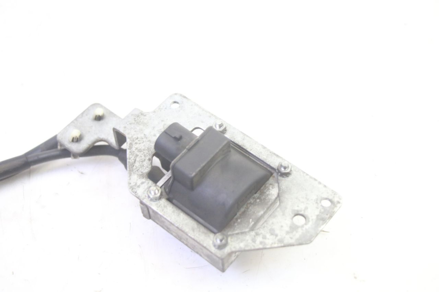 photo de BOBINE PIAGGIO MP3 500 (2016 - 2018) - Points de fixation