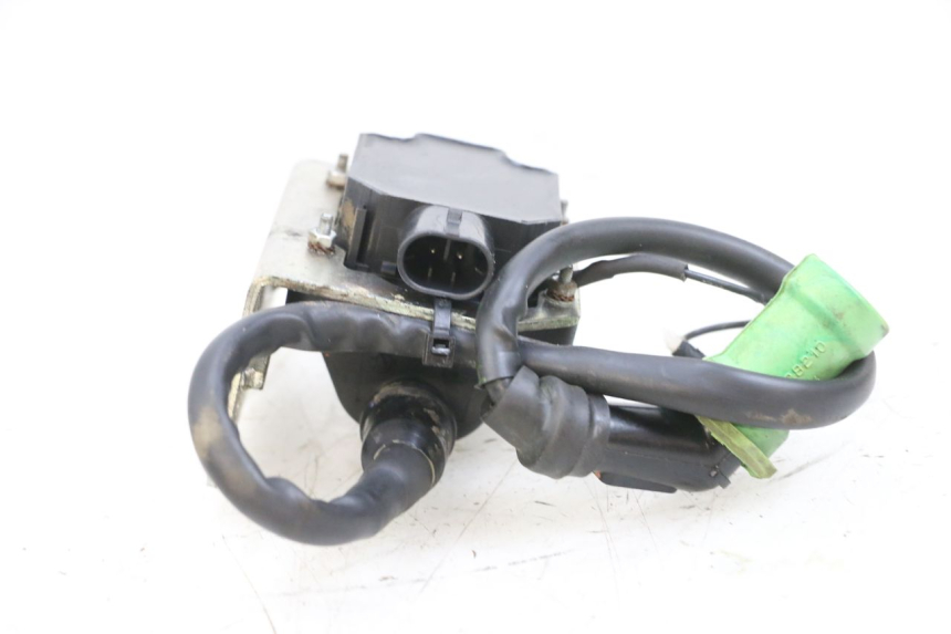 photo de BOBINE PIAGGIO MP3 RL 250 (2006 - 2010) - Autre angle de vue