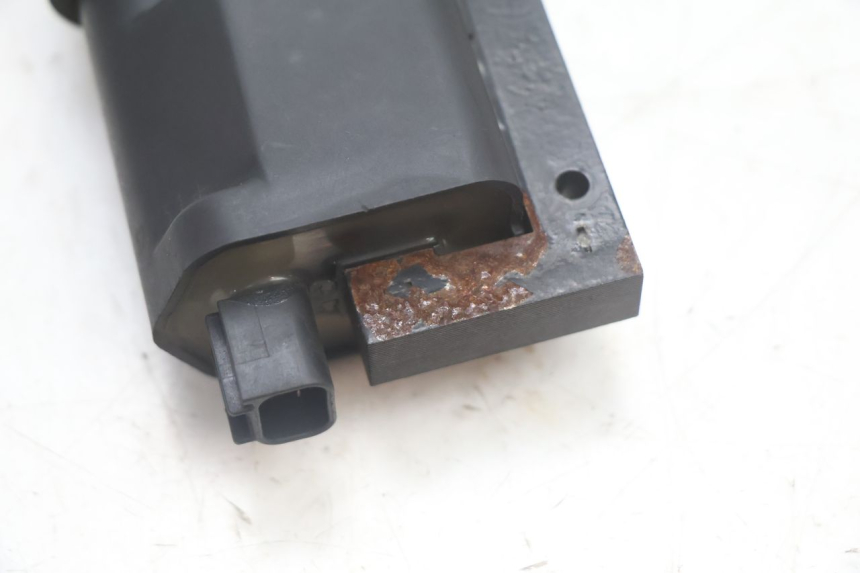 photo de BOBINE PEUGEOT SATELIS 125 (2013 - 2018) - Autre angle de vue