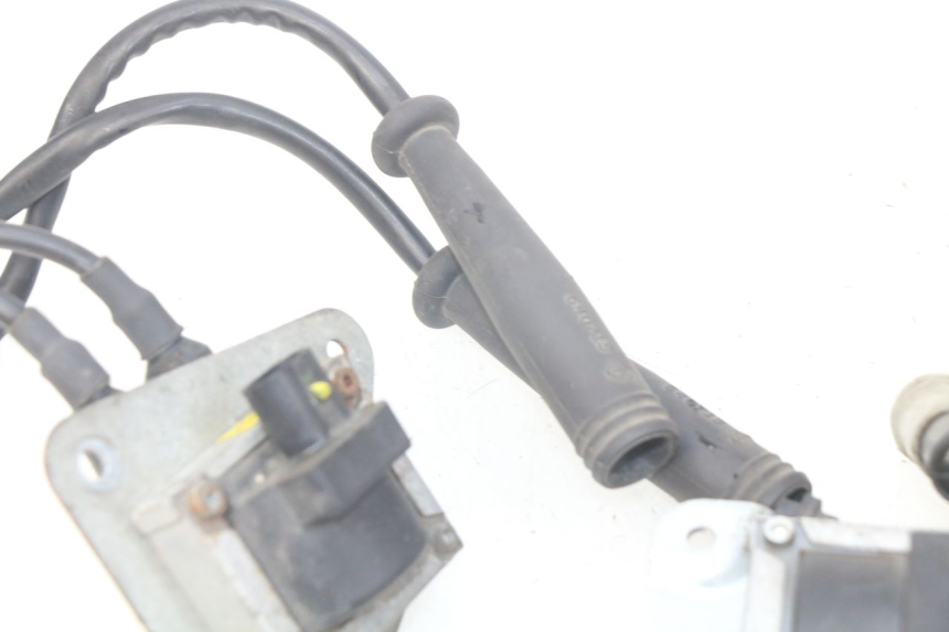 photo de BOBINE APRILIA SRV 850 (2012 - 2017) - Points de fixation