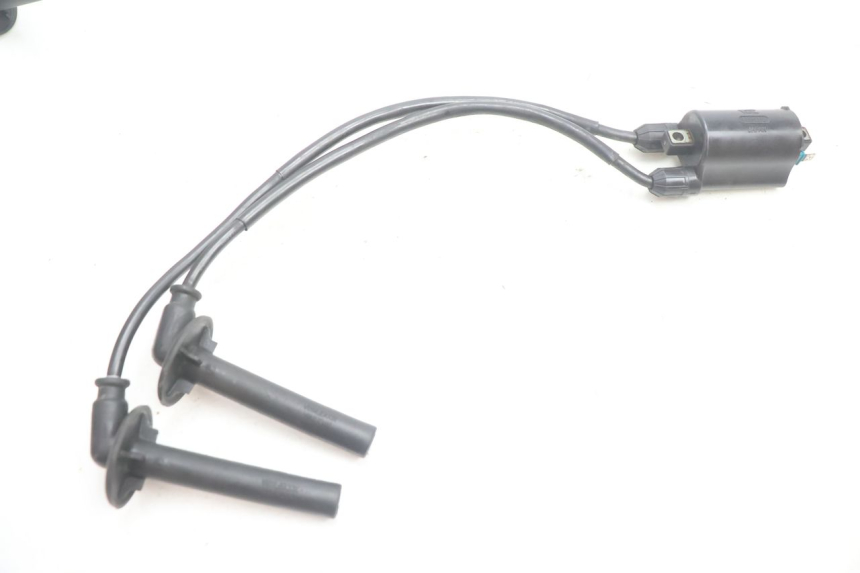 photo de BOBINE HONDA ST PAN EUROPEAN 1100 (1990 - 2002) - Gros plan technique