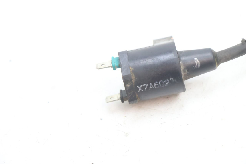 photo de BOBINE PEUGEOT TKR TREKKER FURIOUS 50 (2005 - 2014) - Zoom état d’usage