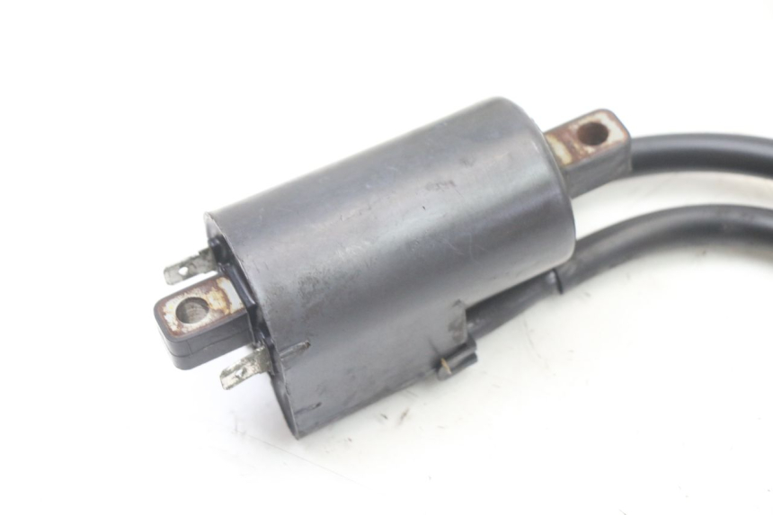 photo de BOBINE YAMAHA XJ6 600 (2008 - 2016) - Vue rapprochée